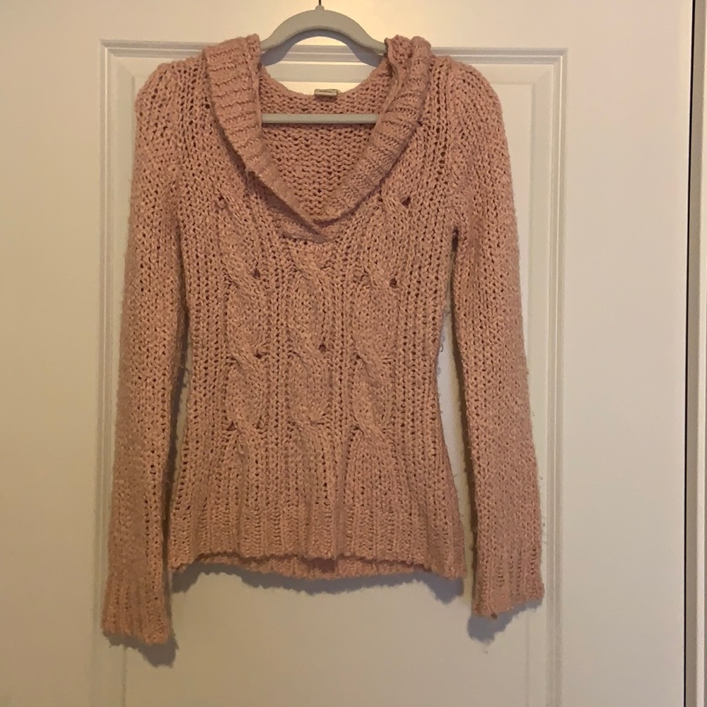 Pink cable knit sweater with hood